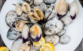 Beer-Steamed Clams