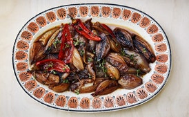 Glazed Shallots with Chile and Thyme